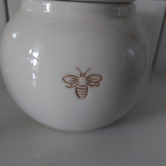 Ceramic Pottery Barn Jar with Bee Motif - Picture 5 of 5